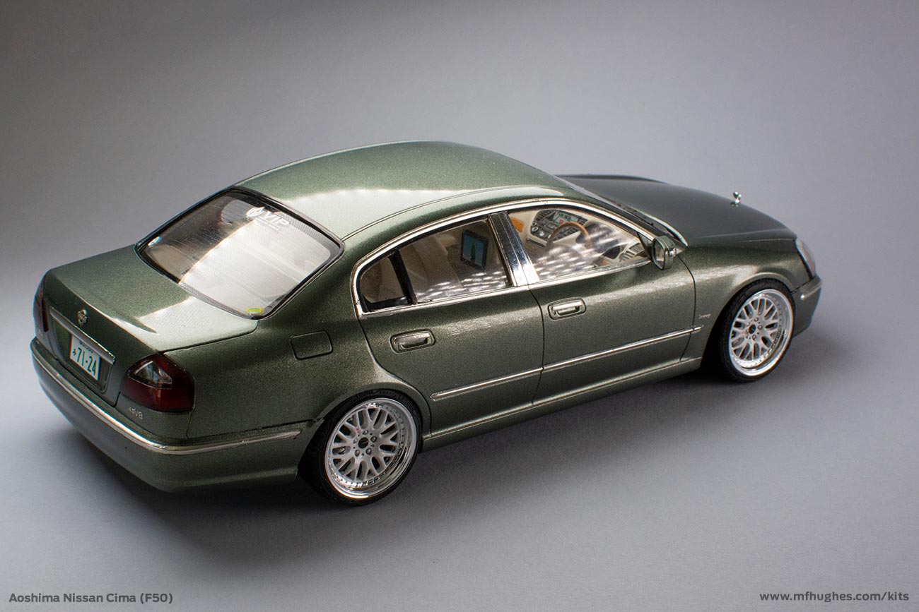Aoshima Nissan Cima F50