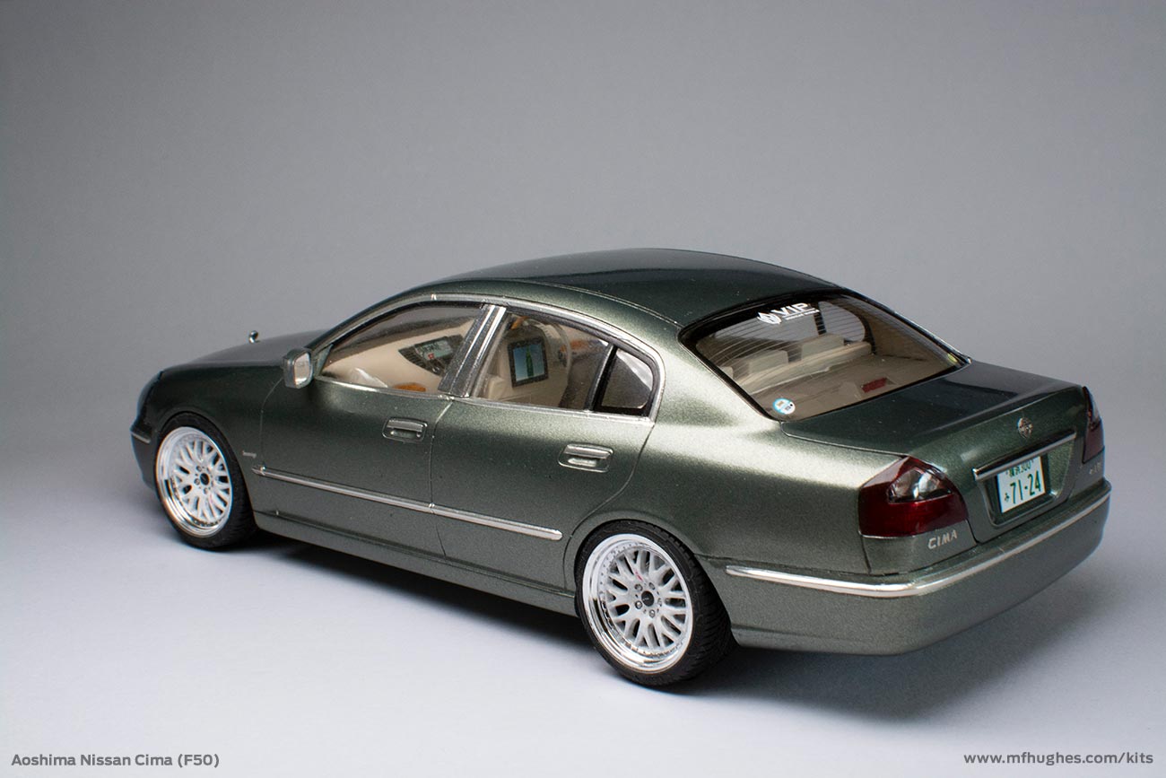 Aoshima Nissan Cima F50